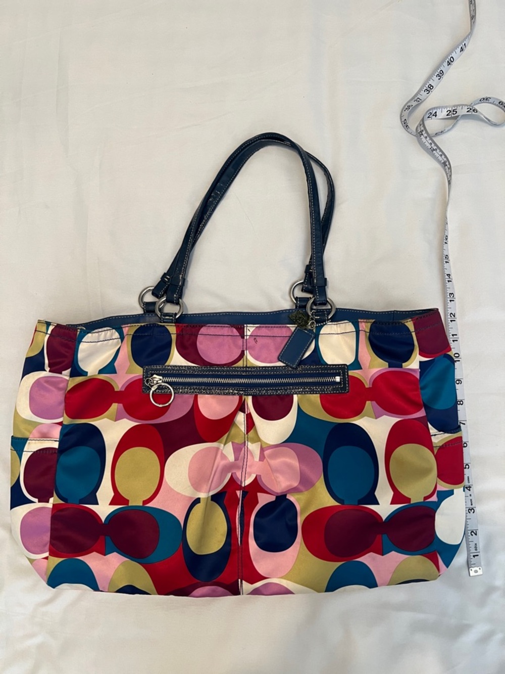 Coach signature Toto tote blue trim clean inside minimal signs of wear outside - Picture 9 of 15